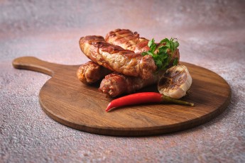 Ковбаски Кантрі в беконі